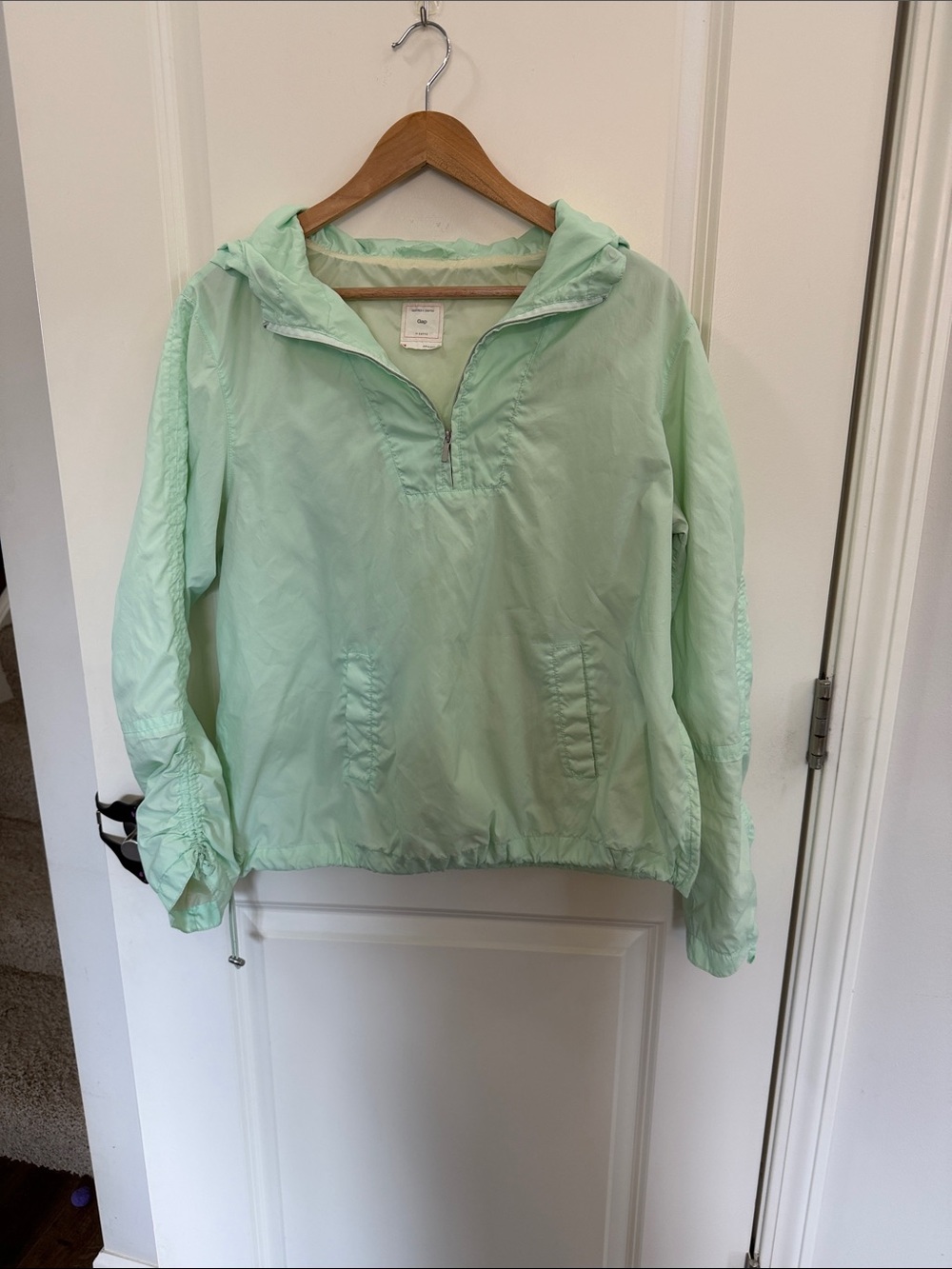 GAP Light Mint Green Pullover Windbreaker Jacket